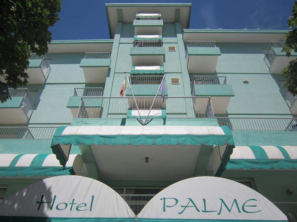 Hotel Palme Лідо-ді-Єзоло Екстер'єр фото